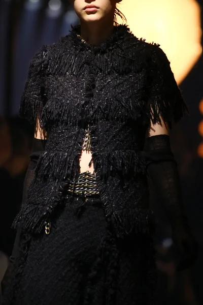 Look 7